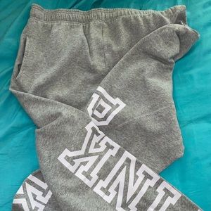 VS Pink sweatpants💫